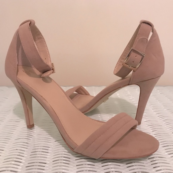 Vintage Colin Stuart (VS Brand) AnkleStrap Sandals - Picture 1 of 6